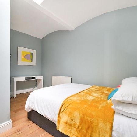 Cozy Hideaway In South Ken! Apartment London Exterior photo